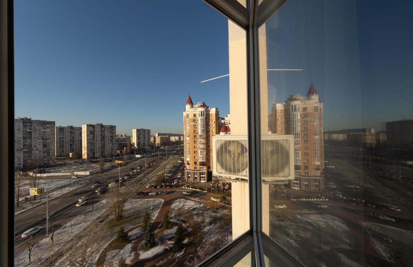 Apartment Obolon Natalka Park Kiev Dış mekan fotoğraf