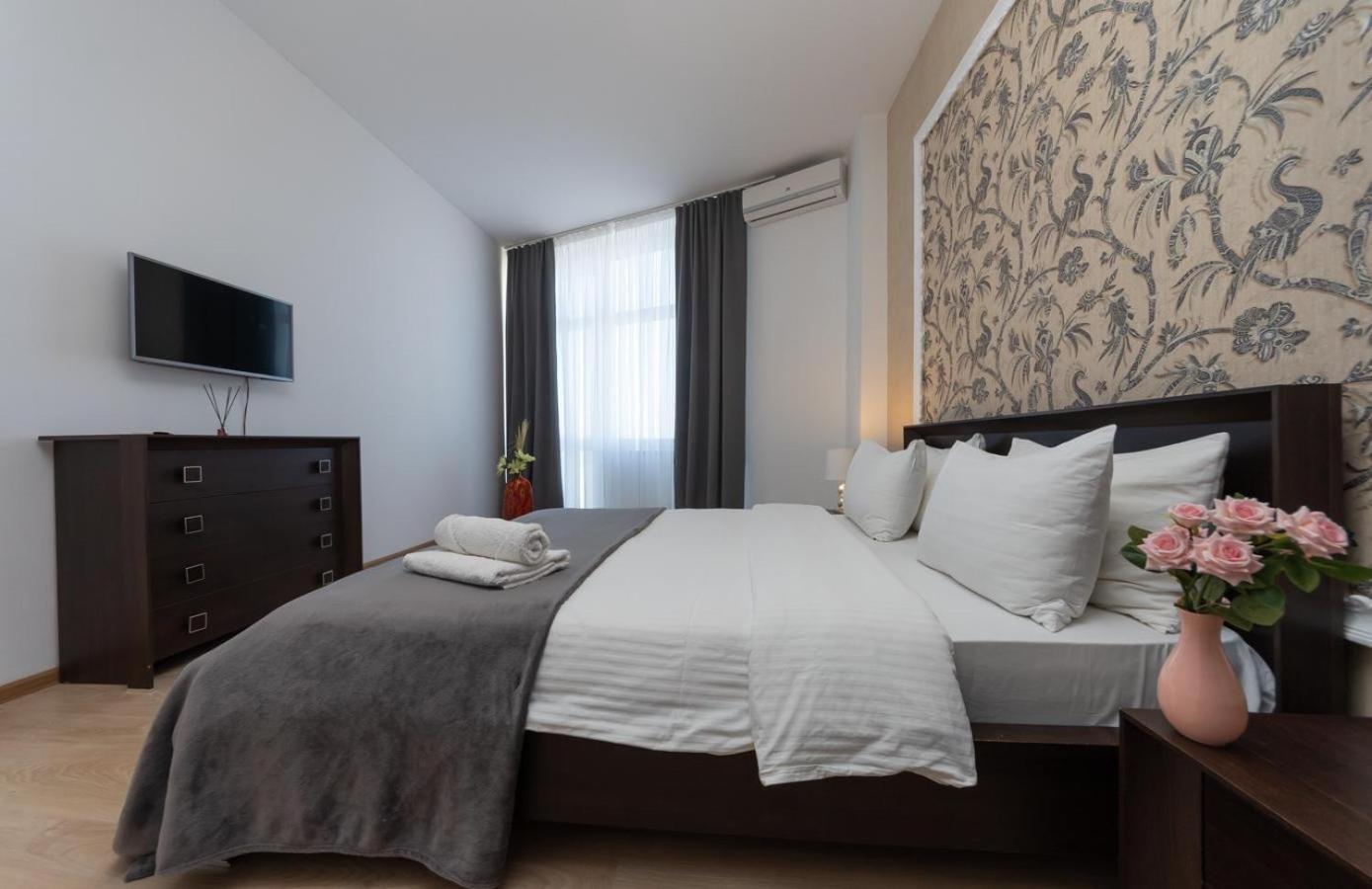 Apartment Obolon Natalka Park Kiev Dış mekan fotoğraf