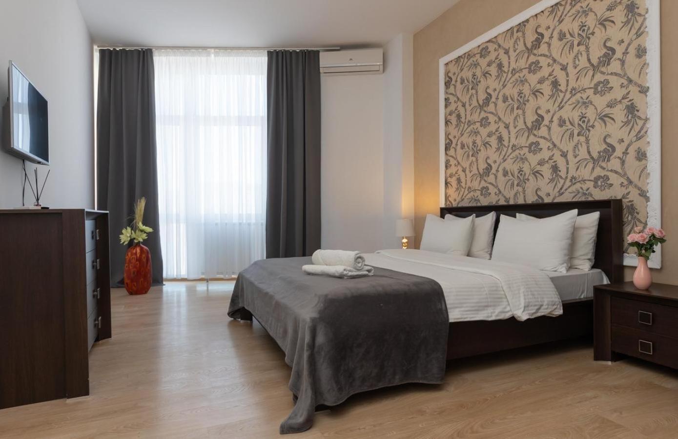 Apartment Obolon Natalka Park Kiev Dış mekan fotoğraf